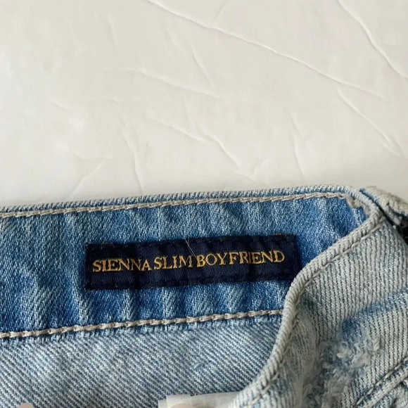 Lucky Brand jeans, Sienna slim boyfriend, Distressed, embroidered flowers, size0 - Picture 5 of 13